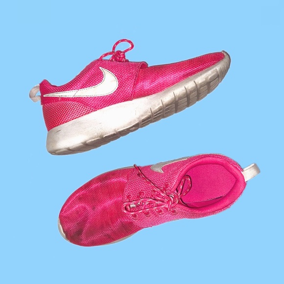 Pink Nike Roshe Run - Picture 1 of 1